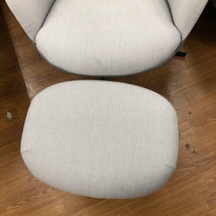 相合家具　1人掛けソファー　オットマン付き　ライトグレー　【トレファク　川越店】の画像