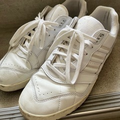 アディダス　スニーカー　白　27.5cmの画像