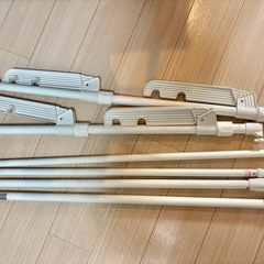 物干しスタンド 室内物干し 洗濯物干し 窓枠物干し 省スペース 収納 伸縮自在  部屋干しの画像