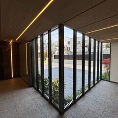 【学芸大学駅】【月約5万円】【週5日×朝2時間】マンション清掃/未経験者可～日払い可(学芸大学8)の画像