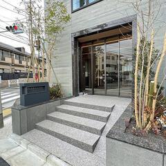 【学芸大学駅】【月約5万円】【週5日×朝2時間】マンション清掃/未経験者可～日払い可(学芸大学8)の画像