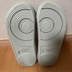 新品未使用（2つまとめて）NIKEベナッシ 23㎝の画像