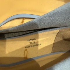 水色パンプスの画像
