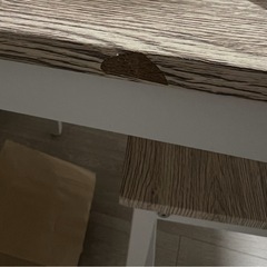 ダイニングテーブルの画像