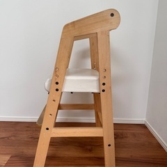 子供用　ダイニング　チェアの画像