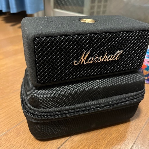 スピーカー Marshall Bluetooth speaker