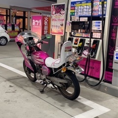 吸い込み！cb125t(ミニバブ) (ユートチャン) 福岡空港のホンダの