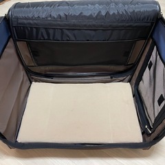 折り畳めるペット用キャリーバッグの画像