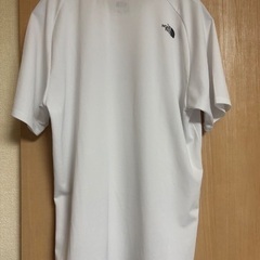 ノースフェイスメンズTシャツの画像