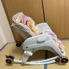 ベビーチェアの画像