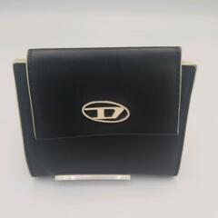【美品】DIESEL　ディーゼル　オーバルDロゴ ２つ折り　財布　レザーの画像