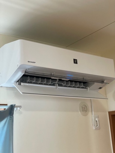 標準取付工事費・送料・分解クリーニング費込み　4.0kW SHARP 2024年【お持ち帰り¥70,000】