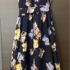 【GRL】ノースリーブ花柄フリルワンピースの画像