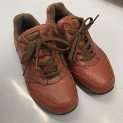 ﾆｭｰﾊﾞﾗﾝｽ🔴585本革スニーカー27センチ