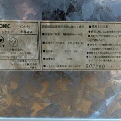 スタンドライト黄色の画像