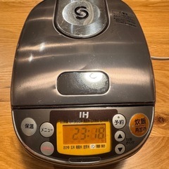 炊飯器　ZOJIRUSHI　NP-GG05型