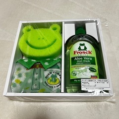 贈答品　FROSCH 食器用洗剤とスポンジとタオルセットの画像