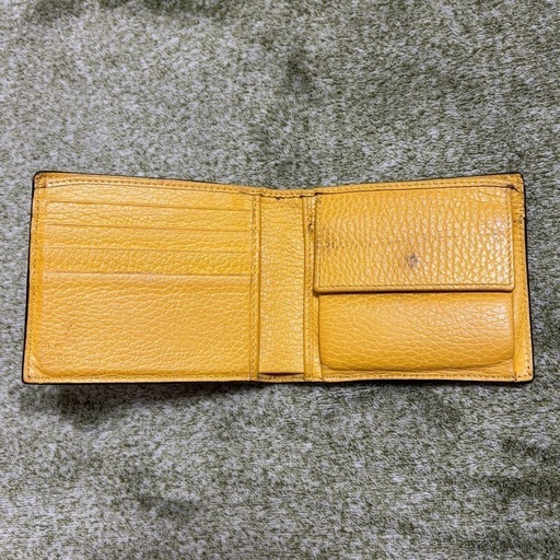 GUCCI 二つ折り財布   