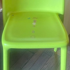 8月中旬迄⭐︎IKEA ☆URBAN ☆キッズチェアの画像