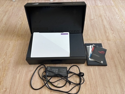 ROG GA402RJ-R76RX6700SW ゲーミングノート