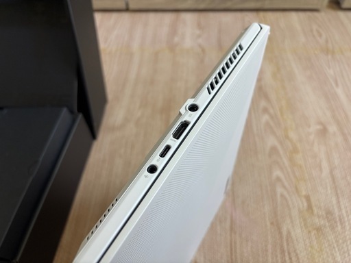 ROG GA402RJ-R76RX6700SW ゲーミングノート

