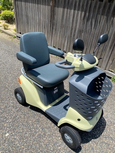 新車同様 スズキ セニアカー 2024年6月購入 新車同様 スズキ セニアカー 2024年6月購入の通販はau PAY マーケット