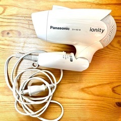 【受け渡し確定】PanasonicヘアドライヤーEH-NE18 