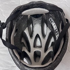 自転車ヘルメットジュニア男子の画像