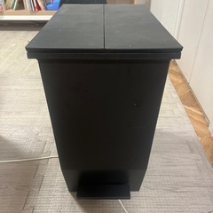 ゴミ箱　足踏み式　35リットル