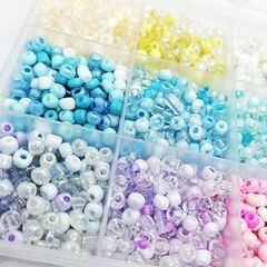12色彩　ビーズセット　3～3.5mm　ケース付きの画像