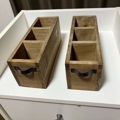 調味料入れ、小物入れなどの画像