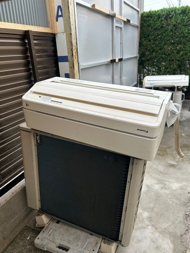 ダイキン DAIKIN 2016年製 ルームエアコン うるるとさらら ATR40TPE4-W　単相 200V 50/60Hz