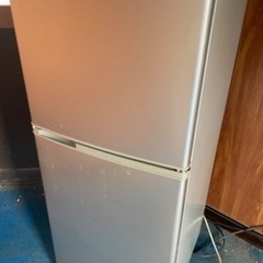 冷蔵庫　SANYO 137ℓ ノンフロン冷凍冷蔵庫 SR-141...