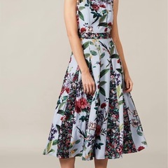 タグ付き未着用♡phase eightの花柄ワンピースです☺️の画像