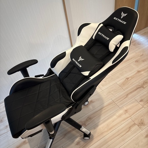 VIP chair