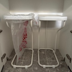 ゴミ箱の画像