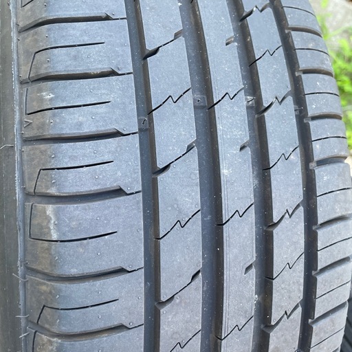 225/60R17 ほぼ新品タイヤ 日産純正アルミホイール付き 4本セット 美品