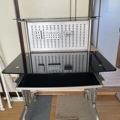 ガラステーブル　パソコンデスク