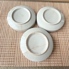 昭和食器1枚の価格で3枚柿の絵の小皿の画像