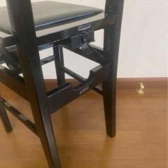 中古・　河合　デラックス　背付きピアノ椅子　トムソン椅子の画像