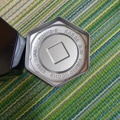G-SHOCKの保存缶の画像