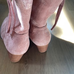 ピンクウェスタンブーツの画像