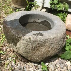 ◆お取引き中◆メダカ鉢◆天然石のつくばいです！◆庭石 古道具 古...