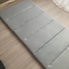 洗えるエアリーマットレス 六つ折タイプ 厚さ5cm シングル