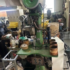 グットイヤー製のミシン