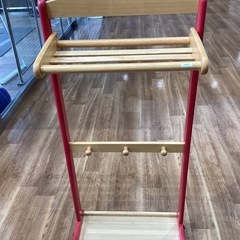 木製ハンガーラック（キャスター付き）　【町田市再生家具】　250896の画像