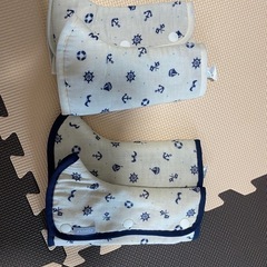 お取り引き中）　抱っこ紐＆ヨダレカバー2セットの画像