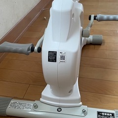 アルインコ(ALINCO) フィットネスバイク エアロマグネティックバイク ミニ 8段階負荷 大型液晶メーター 省スペース AFB2018W の画像