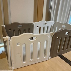 ベビーサークル　クッションマット付き　の画像