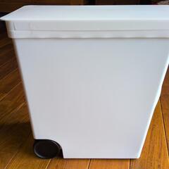 5キロ用米びつの画像